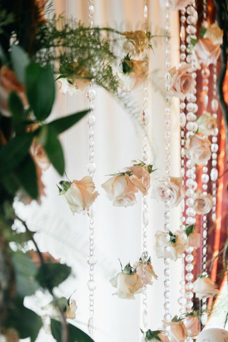 8 Swoon-Worthy Flower Wedding Arches | Philly In Love