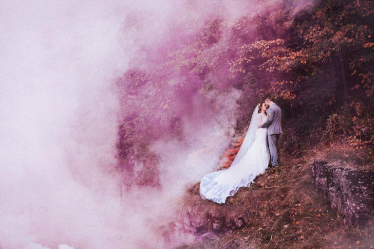 Smoke bomb wedding Photography. Do`s and don'ts. - Artisan X
